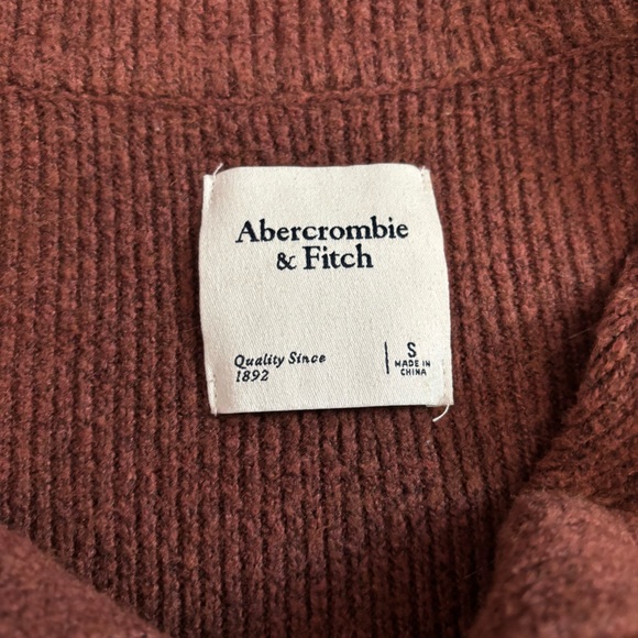 A&F Rust Collared Sweater - Picture 3 of 4